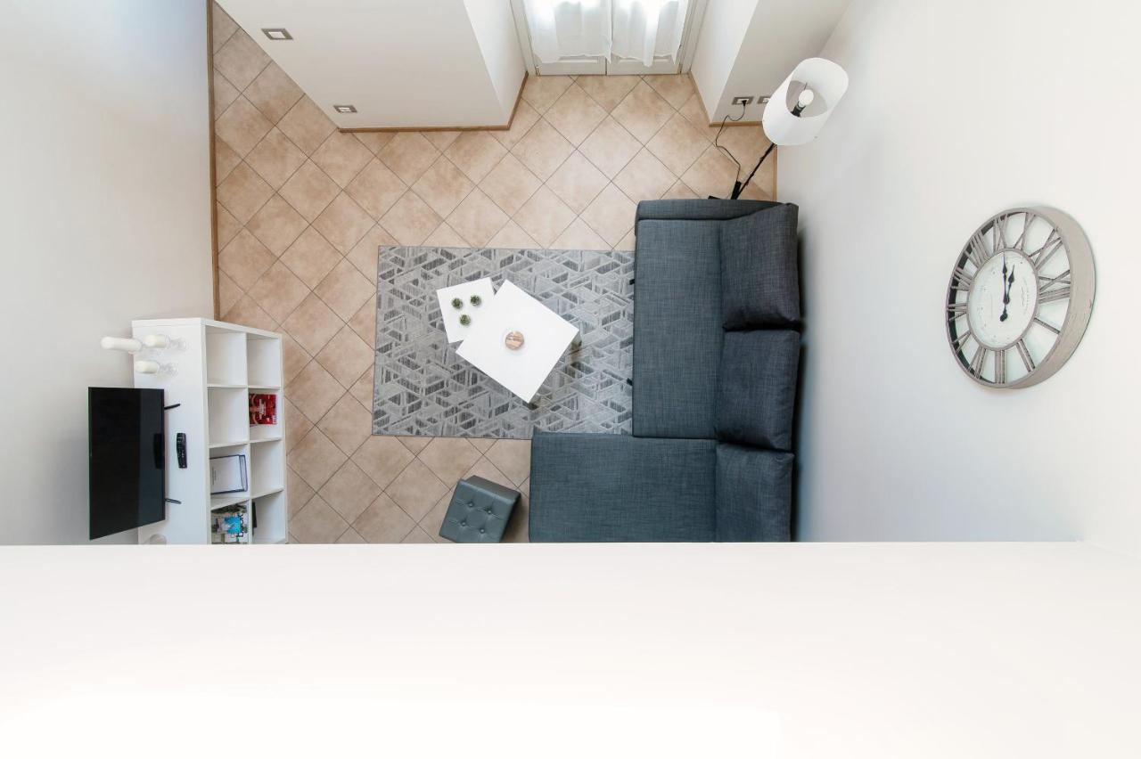 Sky Attic 72 - The House Of Travelers Apartment Como Exterior photo